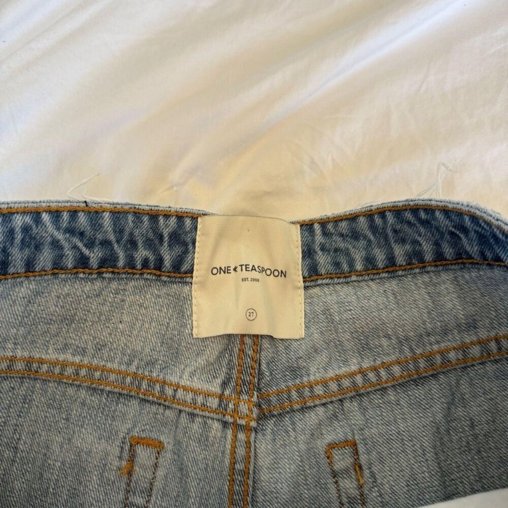 One Teaspoon Bermuda Jean Shorts - Picture 4 of 7